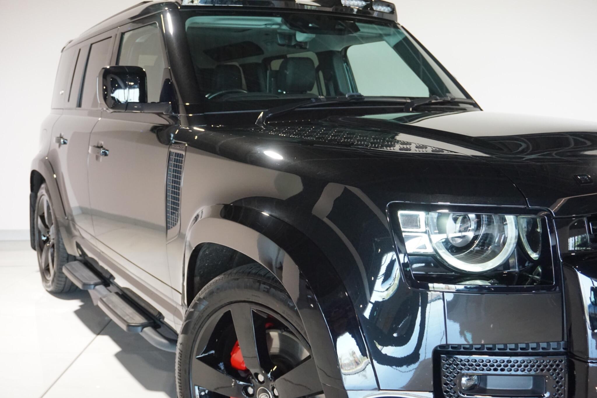 Land Rover Defender 110 3.0 D250 MHEV XS Edition SUV 5dr Diesel Auto 4WD Euro 6 (s/s) (250 ps)